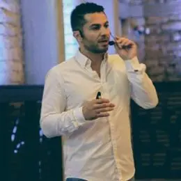 نیکولاس زنوفتونوس، مدیرعامل SALVUS Funds